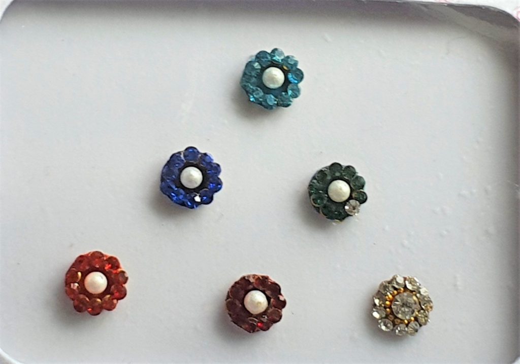 Lbrc Round Coloured Crystal Fancy Bindis Mystikalzen