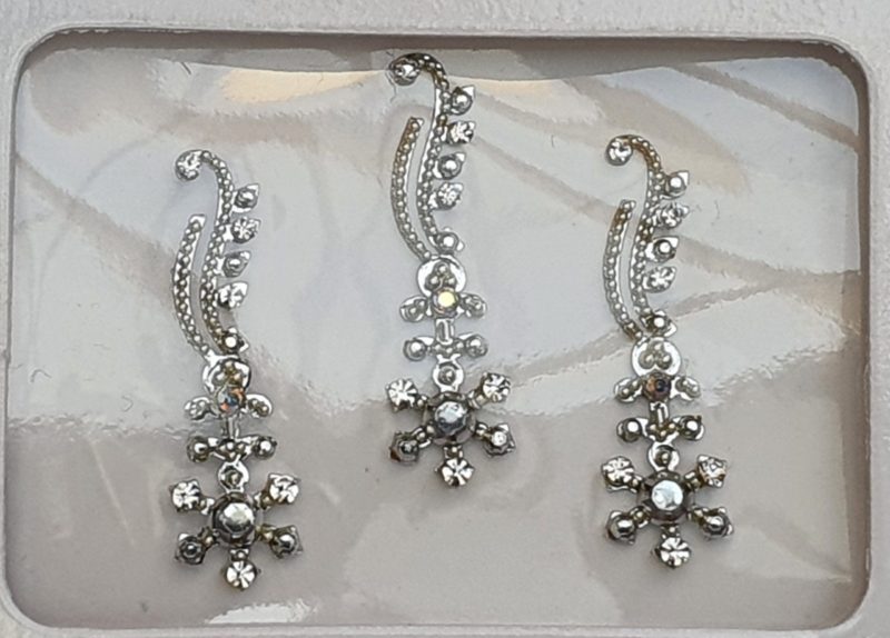 SLS104 Long Silver Coloured Crystal Fancy Bindis