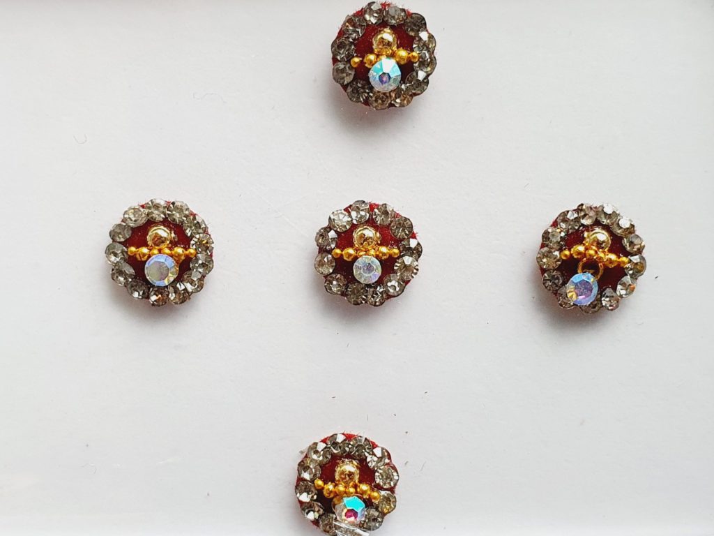 DRM020 Round Maroon Crystal Fancy Bindis - MystikalZen