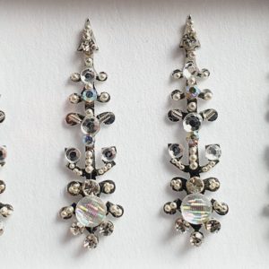 SLS072 Long Silver Coloured Crystal Fancy Bindis