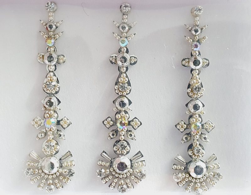 SLS113 Long Silver Coloured Crystal Fancy Bindis