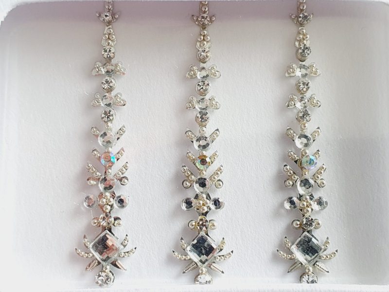 SLS123 Long Silver Coloured Crystal Fancy Bindis