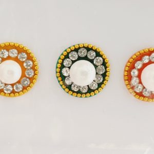 VRC002 Round Coloured Crystal Fancy Bindis   1