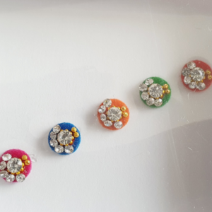 VRC101 Round Coloured Crystal Fancy Bindis